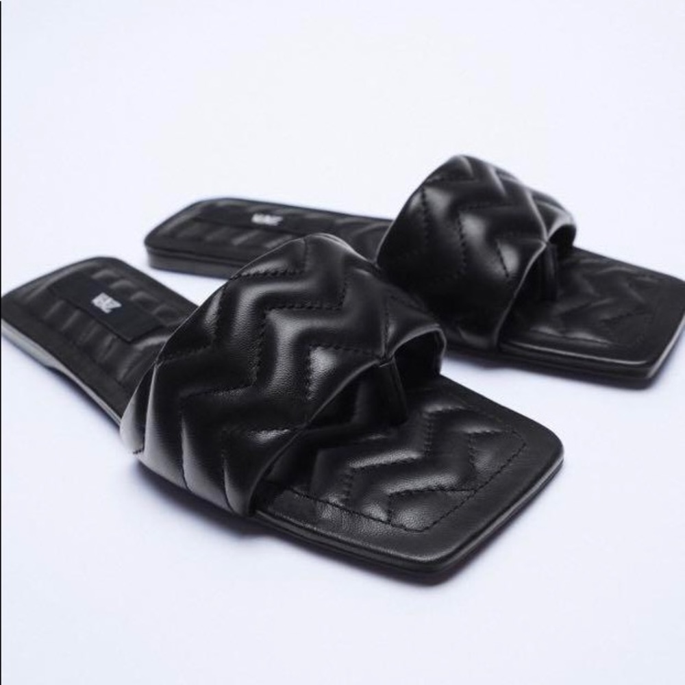Zara Flat Padded Leather Sandals